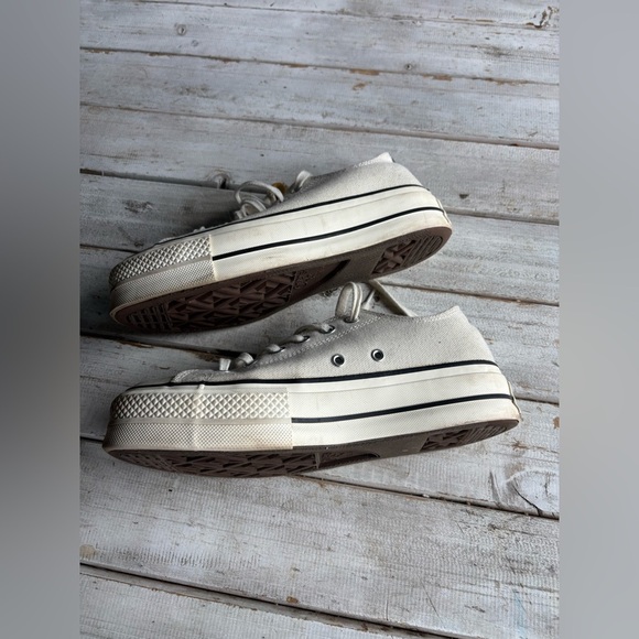 Converse | Low Platform Sneaker | Cream | Women’s 7.5 🤍👟 - Picture 4 of 13